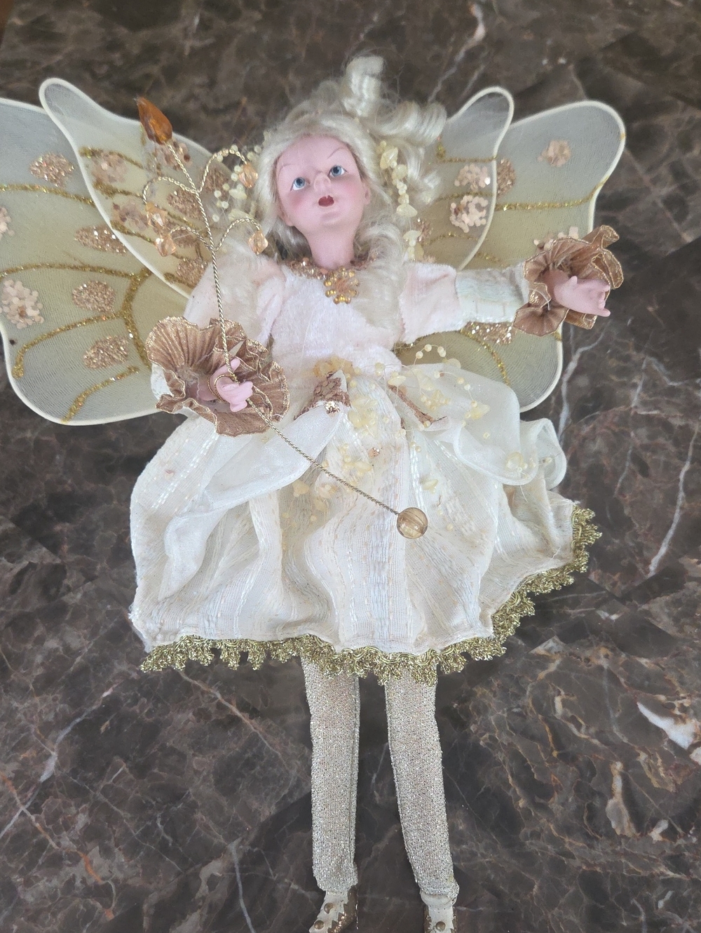 Poseable Fairy  in Cream and Gold - (Brand Unspecified)